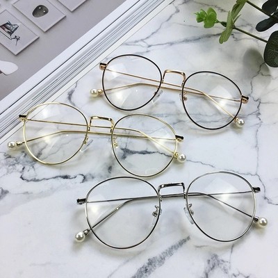 Mắt kính thời trang đính ngọc trai thiết kế sang trọng