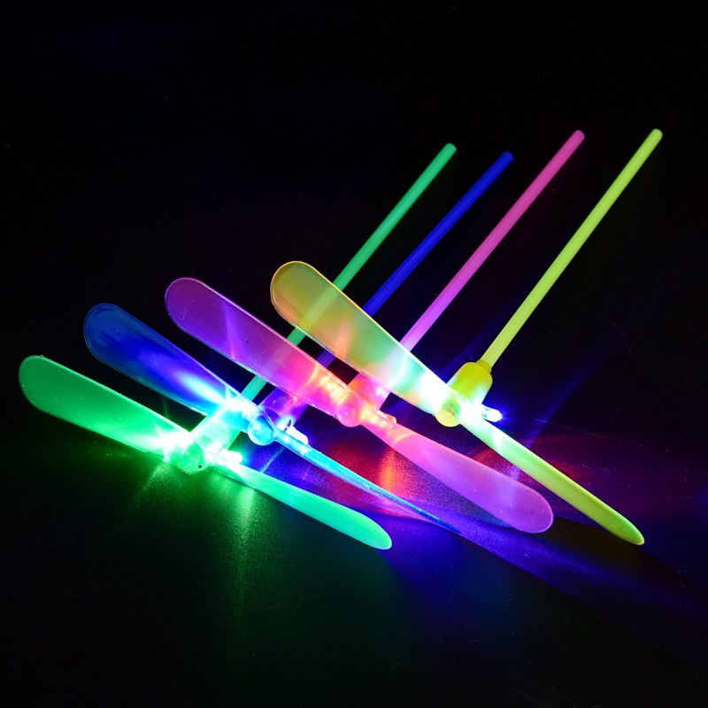 Đồ chơi chong chóng tre có đèn LED phát sáng cho bé KingKids