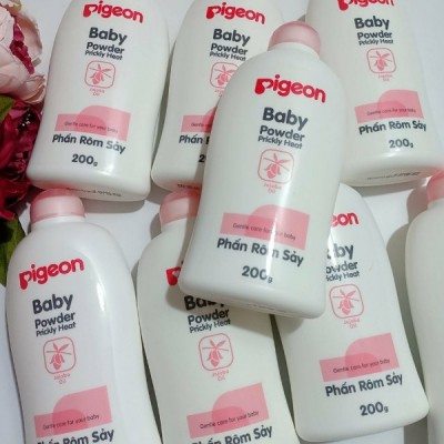 Phấn rôm sẩy Pigeon nắp màu 100g / 200g