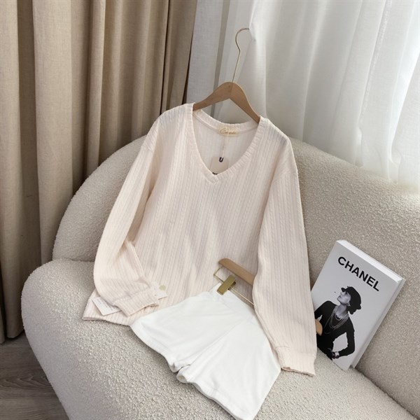 Áo gân cổ tim TD + short