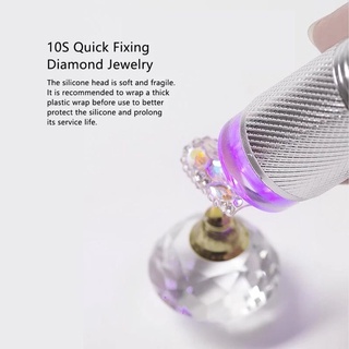 Đèn UV hong khô sơn móng tay có đầu silicon đè nằm sticker sát bề mặt móng