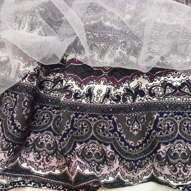 Đầm hoa TRISSI voan phồng cho bé