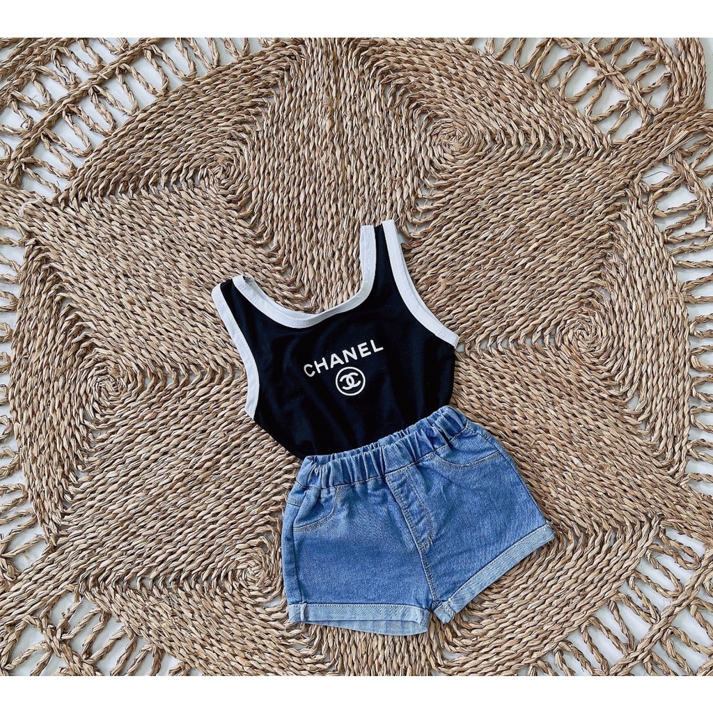 Bộ sát nách bo viền chữ X áo quần jean bé gái