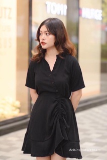 Đầm rút dây hông