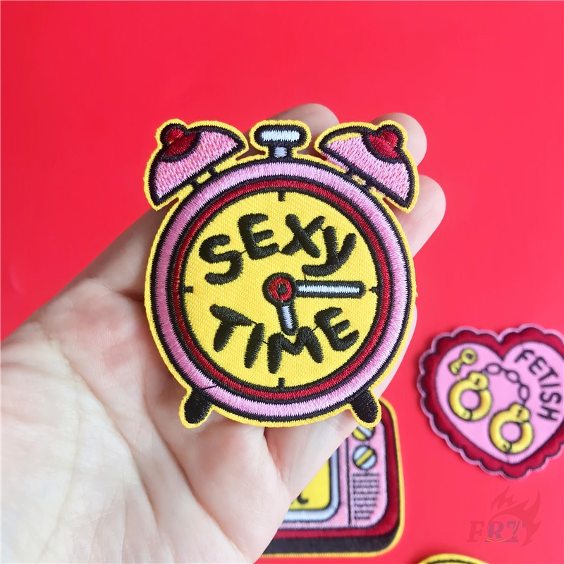 1 Sticker Ủi Thêu Chữ Love Màu Hồng