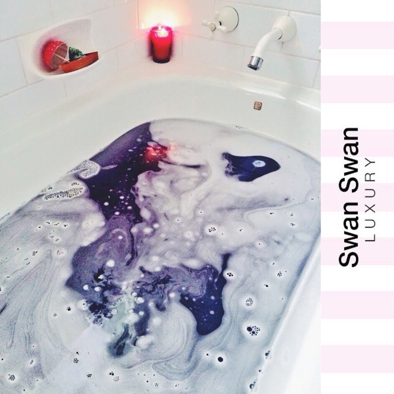 Lọ Nhũ Thả Bồn Tắm Bath Bomb 100g