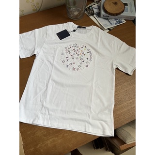Áo thun lv thanh lý size l và xl