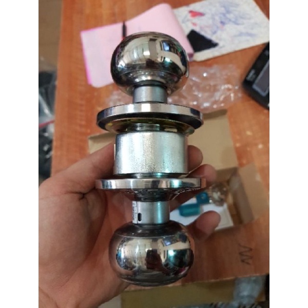 * xả xả* khoá nắm tròn, khoá tay nắm tròn việt tiệp siêu rẻ