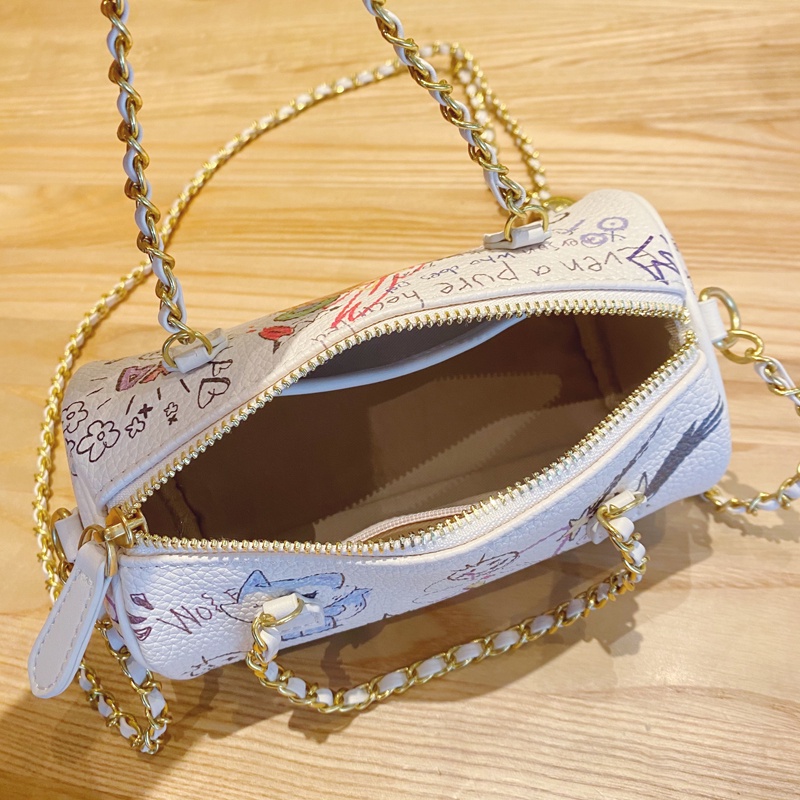 Túi đeo vai hình trụ in hình vẽ gấu dễ thương thời trang mùa hè 2021