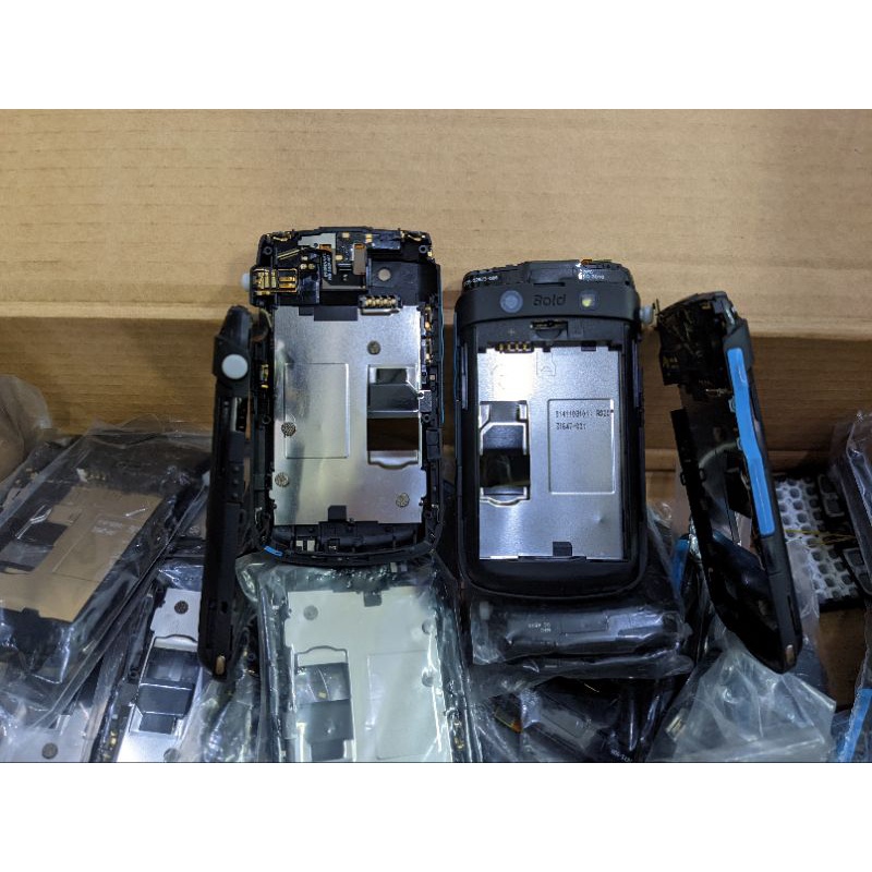 Linh kiện BlackBerry 9700 9780
