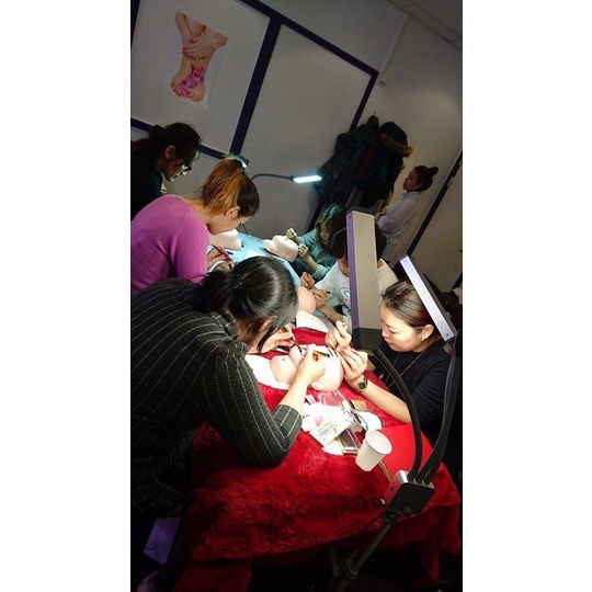 [Bảo hành 2 năm]Đèn spa, phun xăm, 2 râu, 45cm HQ18 , nối mi, nặn mụn, hàng chính hãng. Đã gồm chân 2m1, Tặng túi xách.