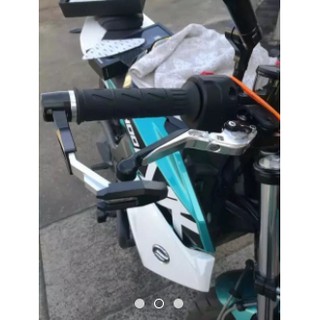 GÙ BẢO VỆ TAY LÁI CHO XE MÁY