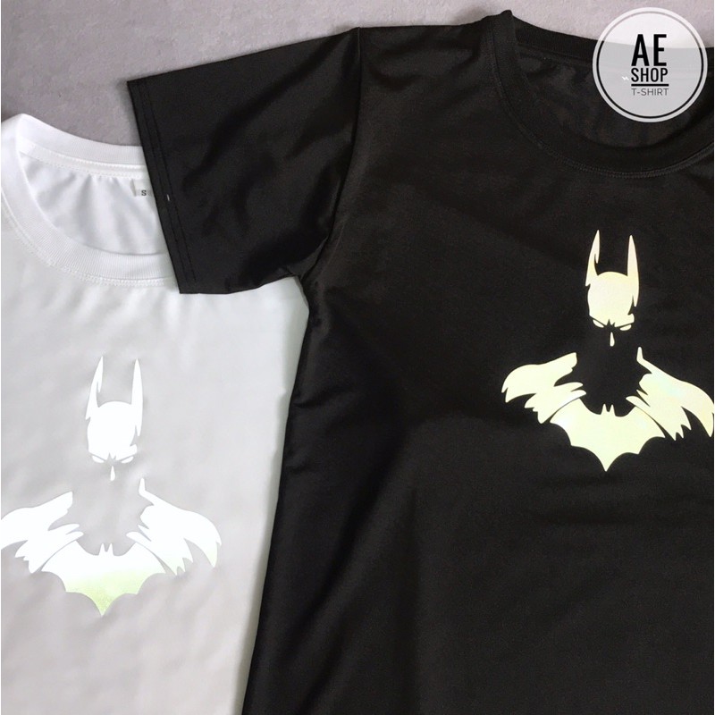 Áo Thun in hình vector Batman phản quang - Trắng - Đen