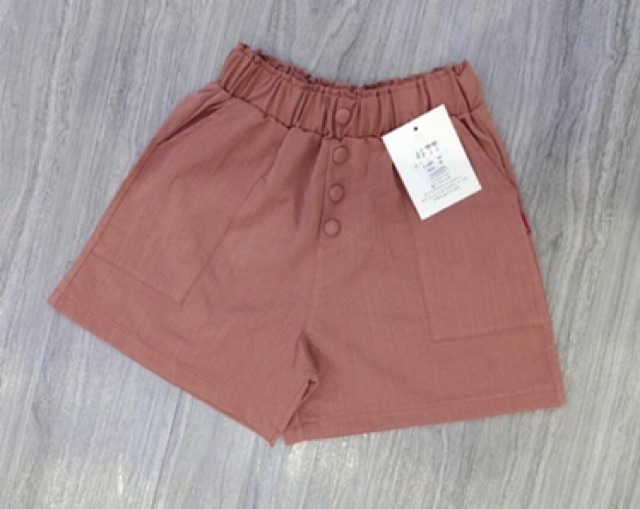 Quần đùi nữ vải đũi Thái cực mềm và mát | BigBuy360 - bigbuy360.vn