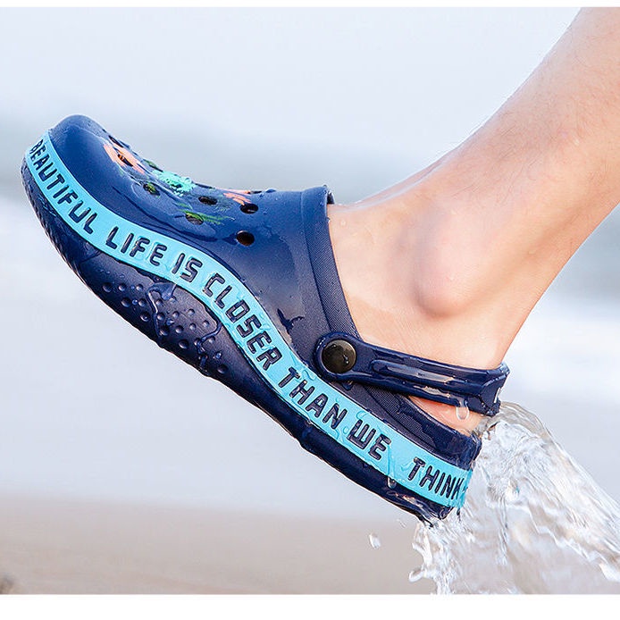 2023 Mới Dép Crocs Chống Trượt Thoáng Khí Siêu Nhẹ Thời Trang Đi Biển Cho Nam