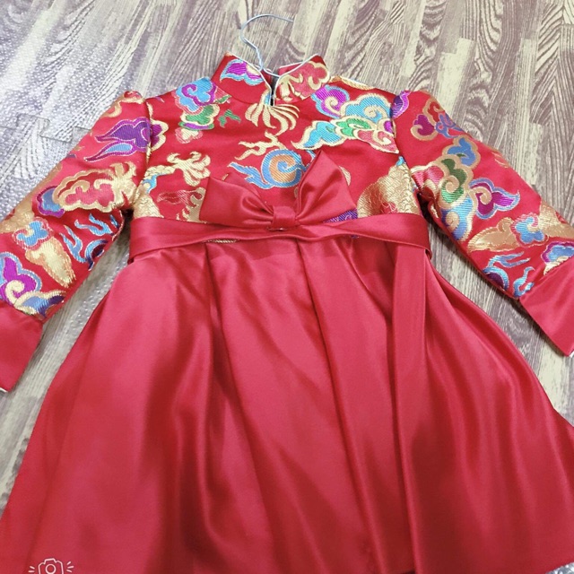 Váy công chúa cho bé
