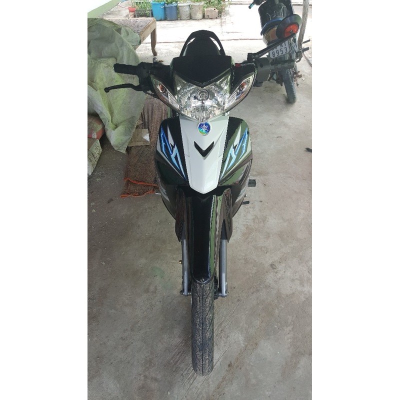 ( Quí khách vui lòng mang ra tiệm cho thợ dán ) xe Sirius xanh đen