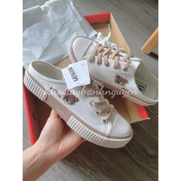 Giày sục đạp gót giày luời nữ hình gấu vải canvas