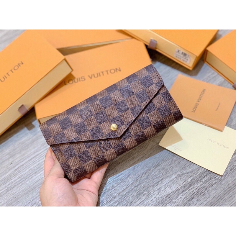 Ví cầm tay LV chất xịn full box full logo