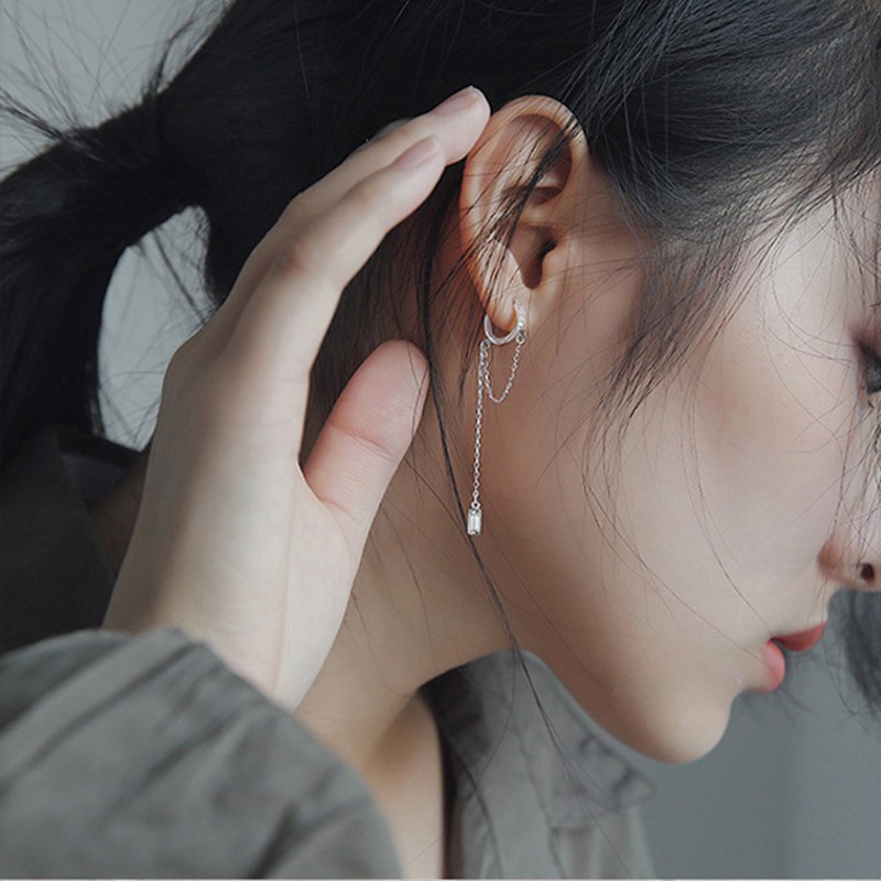 Bông tai đính đá phối tua rua dài đơn giản C173