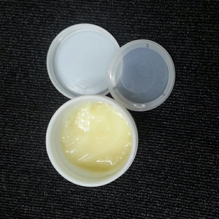 Mỡ hàn trắng hiệu Kingbo - Made in Japan