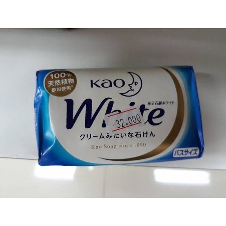 Xà phòng tắm Kao White 130g hương tự nhiên