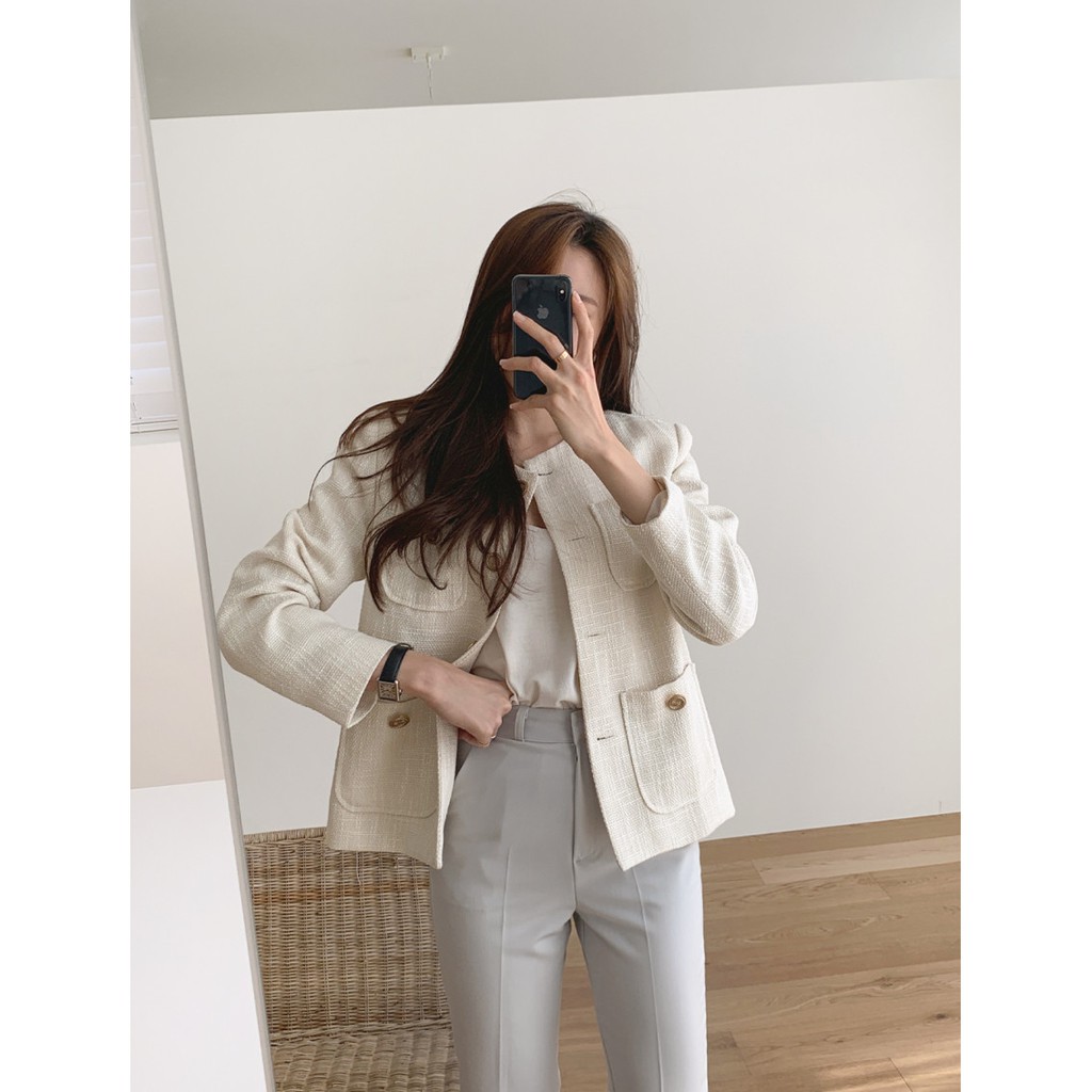 Áo khoác ngắn mỏng 2 màu sang trọng ,giản dị | BigBuy360 - bigbuy360.vn