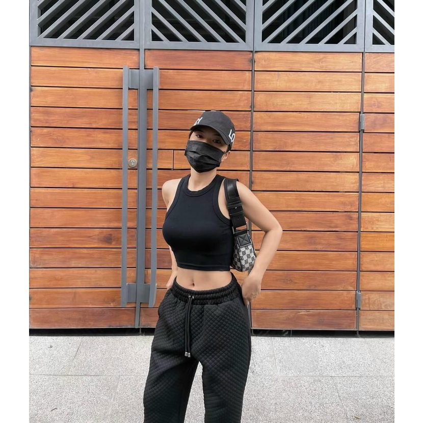 ÁO CROPTOP 3 LỖ [Moment House]