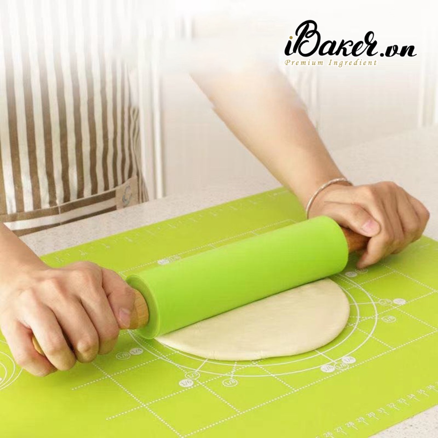 Cây cán bột/ lăn bột silicon có trục xoay - Dài 30cm