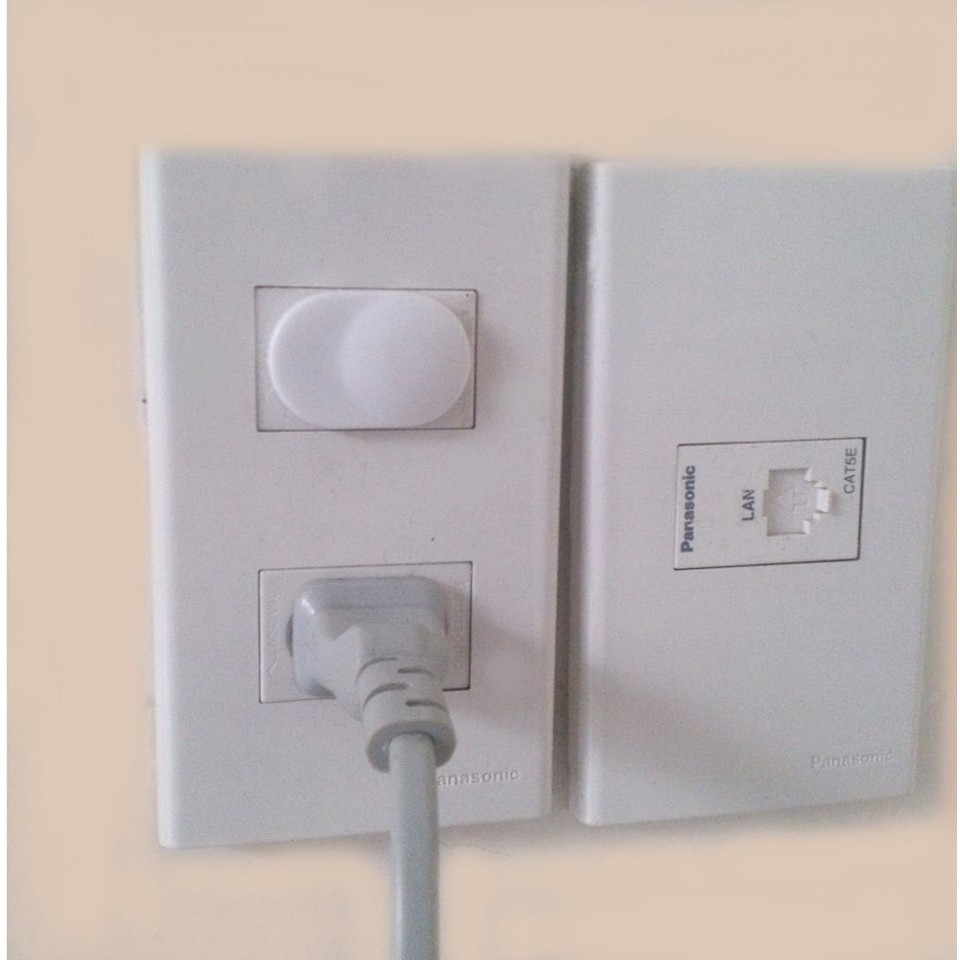 Bịt ổ điện 2 pha ,3 pha
