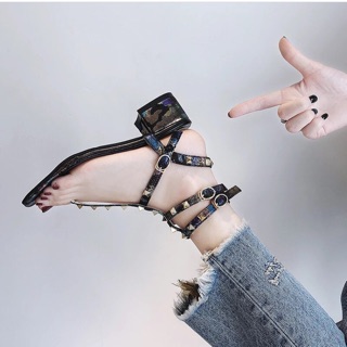 Sandal valentino