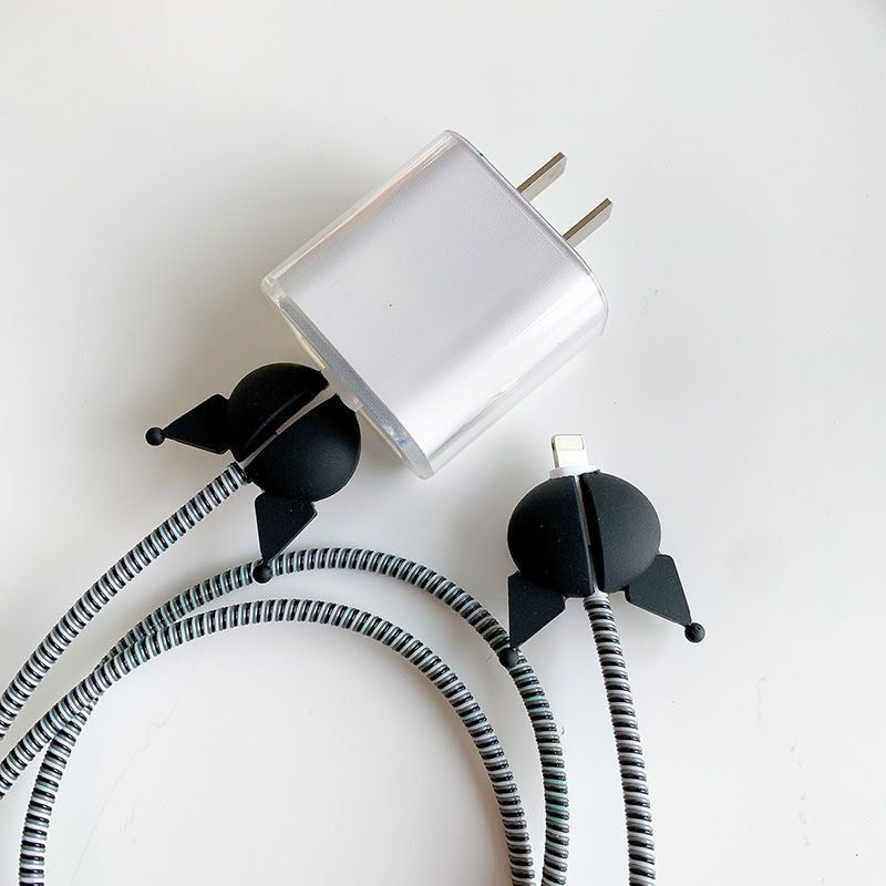 Vỏ Bảo Vệ Dây Cáp Sạc Nhanh Kuromi Apple 11pro 20w iPhone12