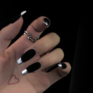 Nail box móng tay giả móng up thiết kế
