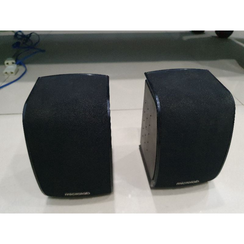 Cặp loa vệ tinh Microlab Đã qua sử dụng