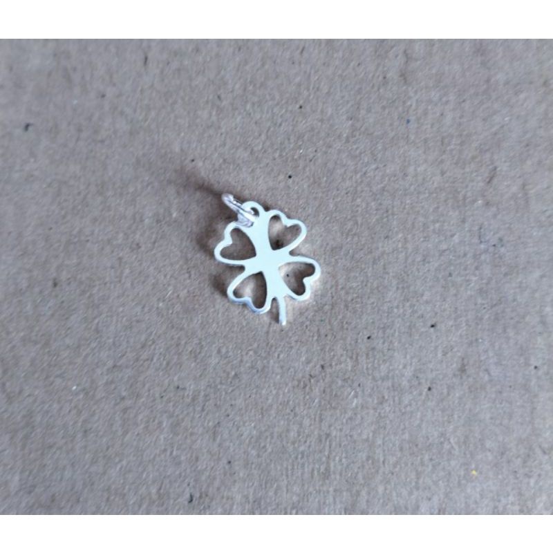 Charm bạc cỏ 4 lá may mắn bạc ta vĩnh viễn bảo hành bạc bao đổi mới