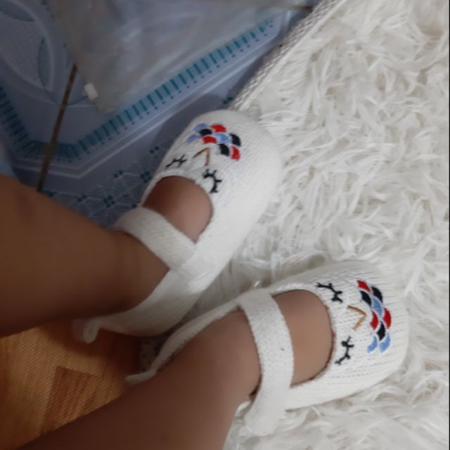 Giày tập đi