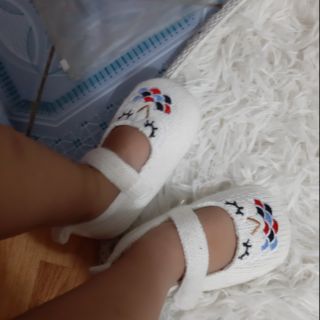 Giày tập đi
