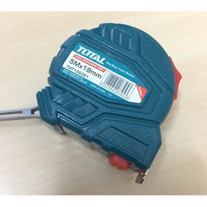 Total Thước cuộn thép vàng 5 mét 19mm TMT126351