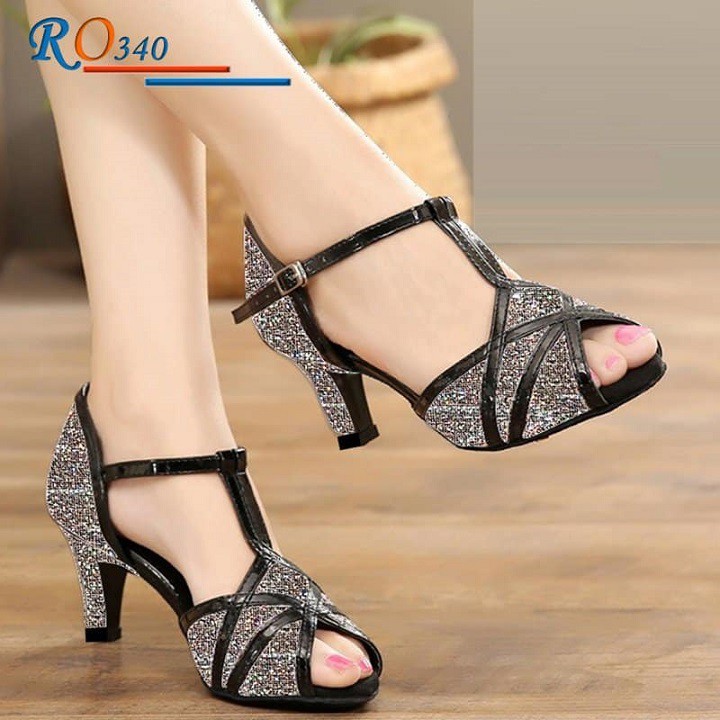 Giày sandal cao gót nữ 5 phân hàng hiệu rosata giày nhảy màu xám ro340