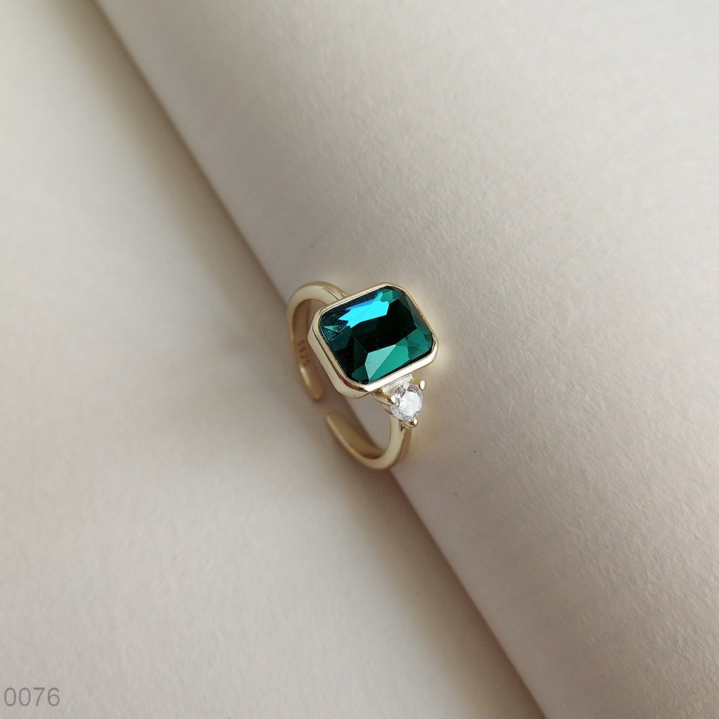 Nhẫn Bạc Eleanor Đính Đá Zircon Emerald Xanh Tinh Tế - SP000076