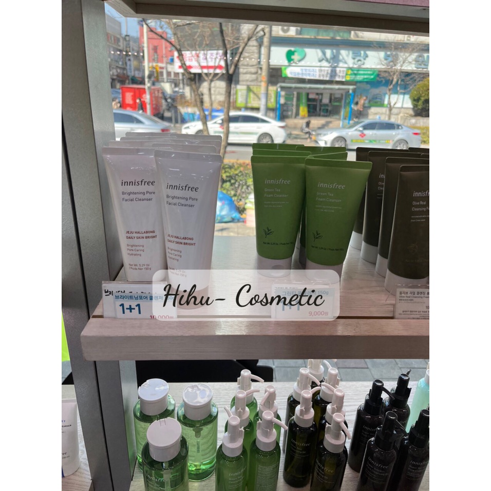 Sữa Rửa Mặt Trắng Da, Se Khít Lỗ Chân Lông Innisfree Brightening Pore Facial Cleanser 150g