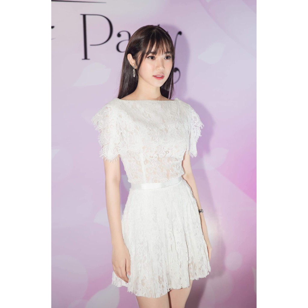 Đầm ren dáng xòe thiết kế sang trọng