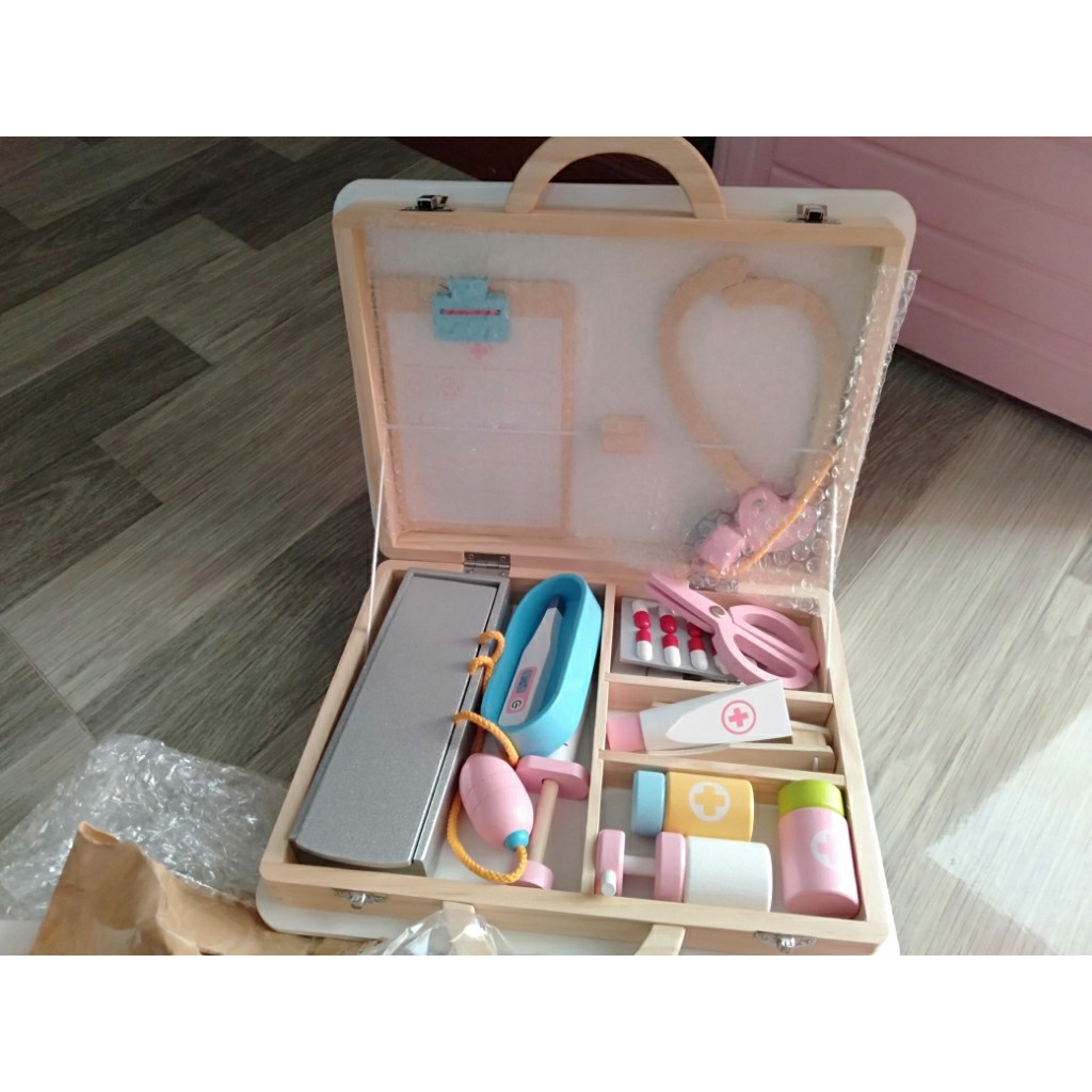 Đồ chơi trẻ em đồ chơi bác sỹ bằng gỗ BBT Global MSN17070