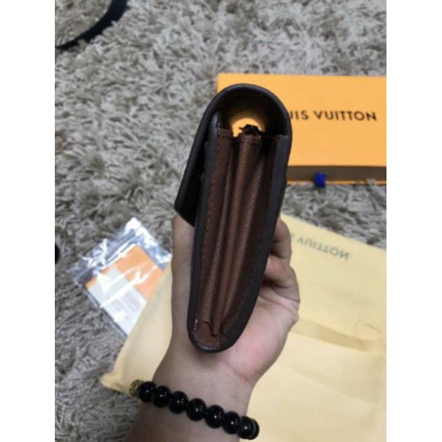 Ví dài cúc bấm xinh xắn ( Có hộp ) xinh