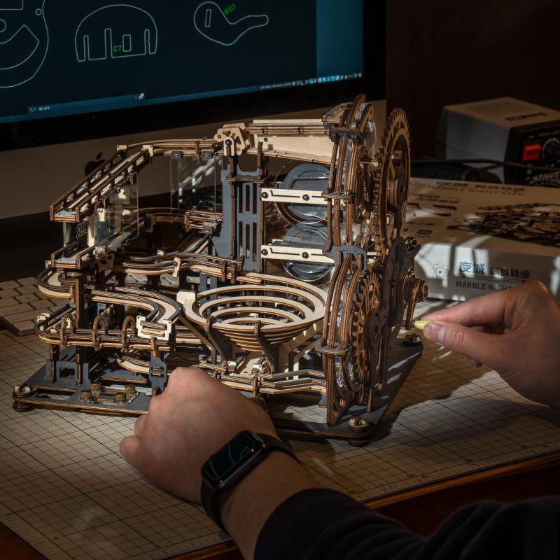 [BẢN QUỐC TẾ TIẾNG ANH] Đồ chơi Lắp ráp gỗ 3D Mô hình Cơ động học Robotime Marble Night City LGA01 Marble Run
