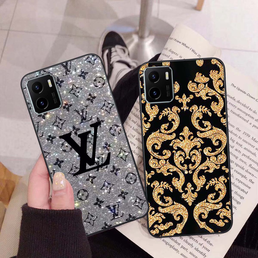 Ốp Vivo Y15s in hình thương hiệu thời trang cao cấp
