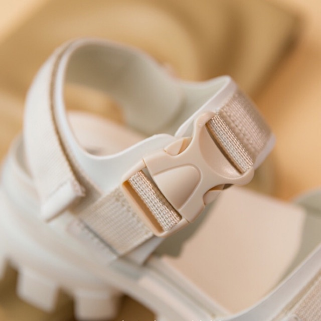 Sandal chunky đế cao xuất eu