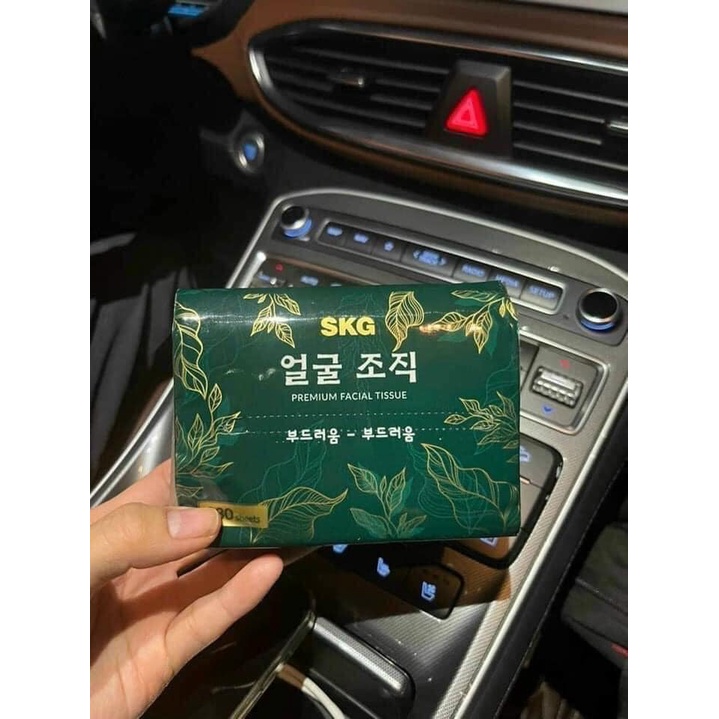 Thùng 30 gói giấy ăn trà xanh SKG ( mỗi gói 300 tờ)