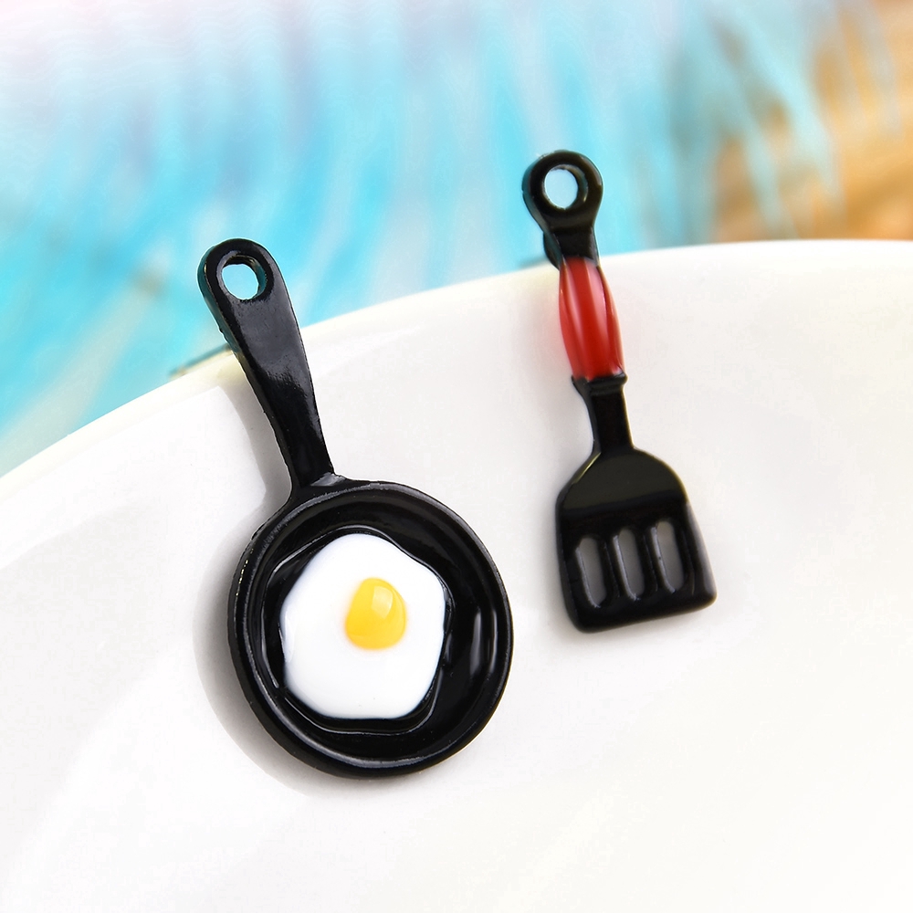 Khuyên tai nữ trang tạo hình độc đáo