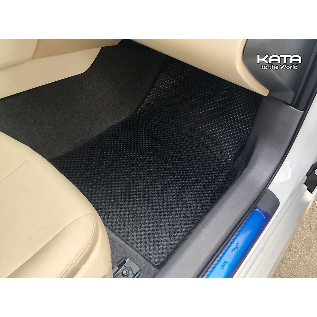 Thảm Lót Sàn Ô Tô KATA Cao Cấp Cho Xe Toyota Camry  - Không mùi, Không ẩm mốc, Dễ dàng vệ sinh